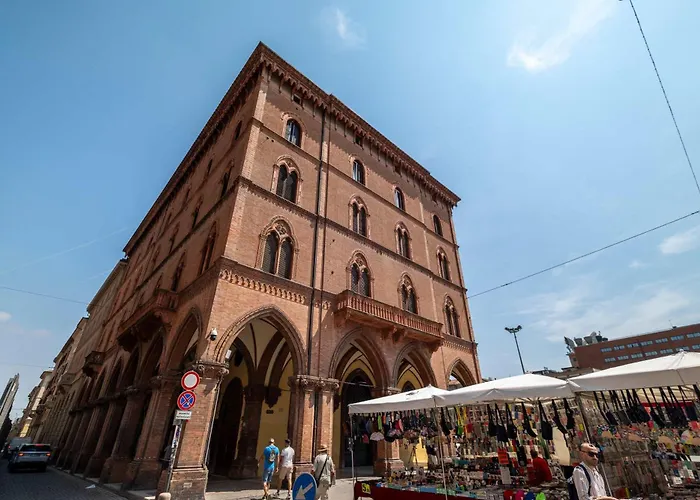 Homeby, Casa Indipendenza *