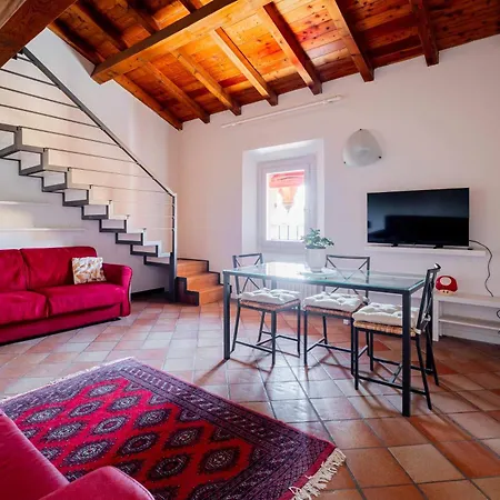 Homeby, Casa Indipendenza アパート *