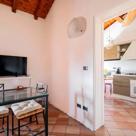 Homeby, Casa Indipendenza