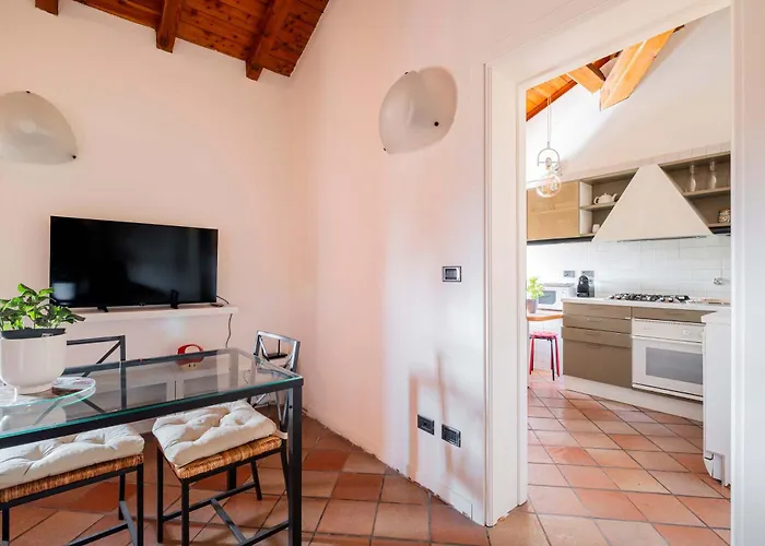 Homeby, Casa Indipendenza