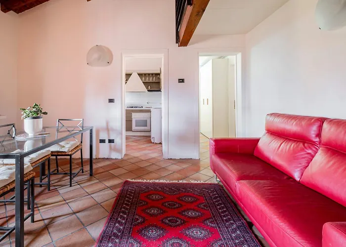 Homeby, Casa Indipendenza